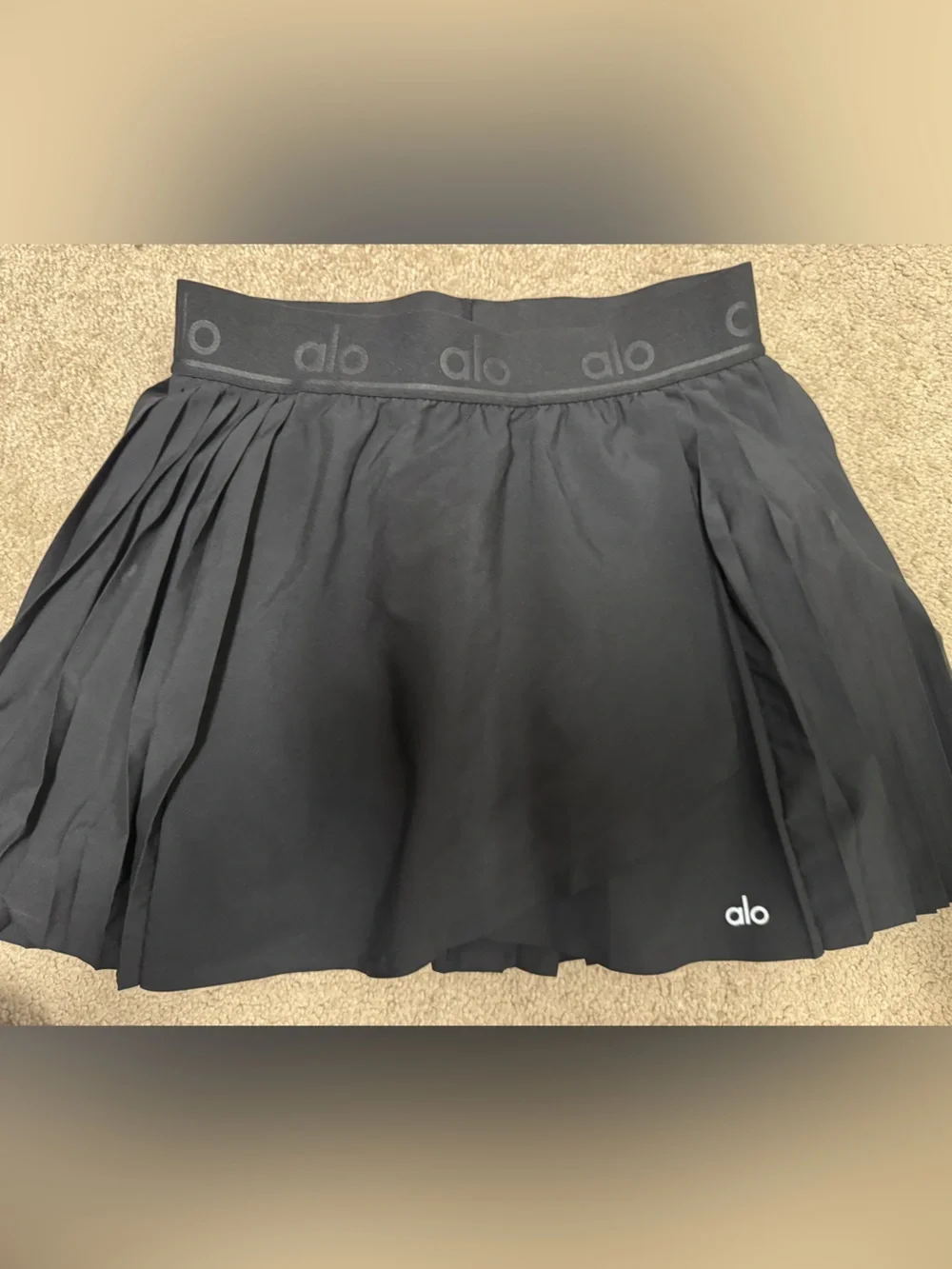 ALO Yoga Black Pleated Athletic Skirt